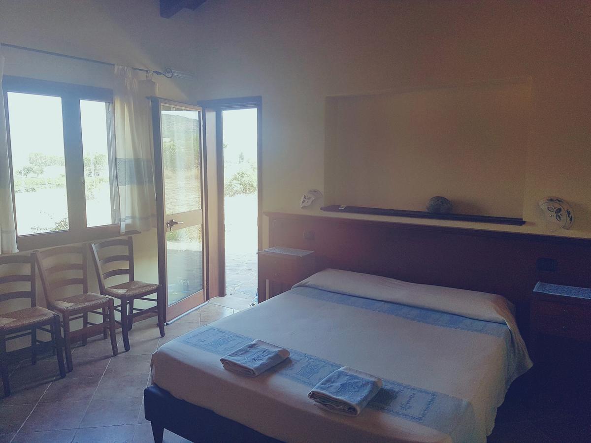 Couette-café Agriturismo Gennemara Perdaxius